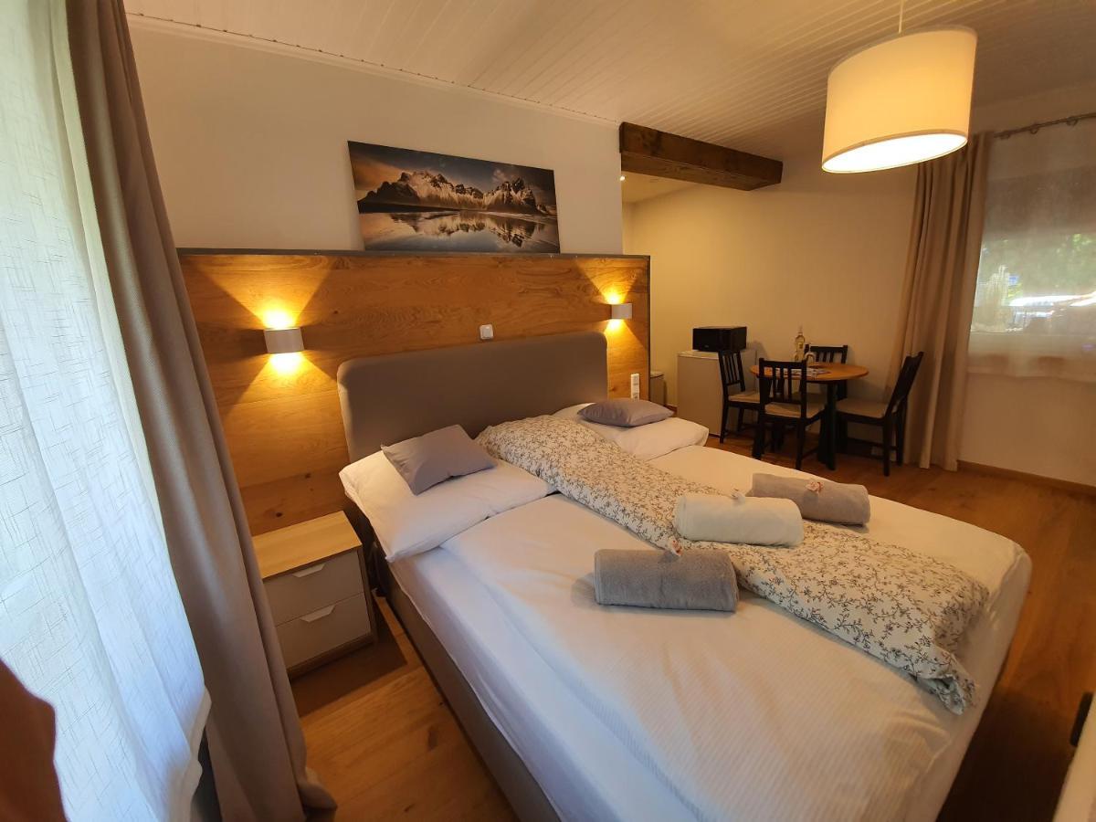 Tiny Kozma Apartment بودينسدورف المظهر الخارجي الصورة